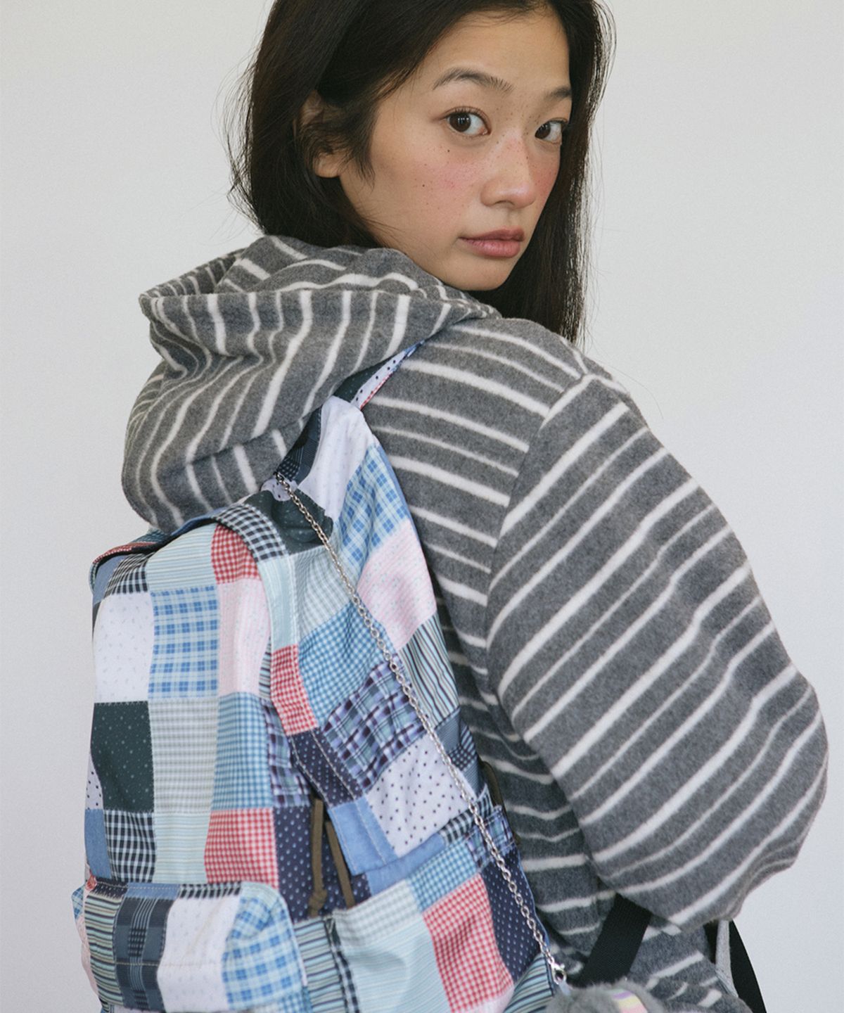카비시(CAVISH) PATCHWORK BACKPACK MULTI(CV2GFUAB42A)