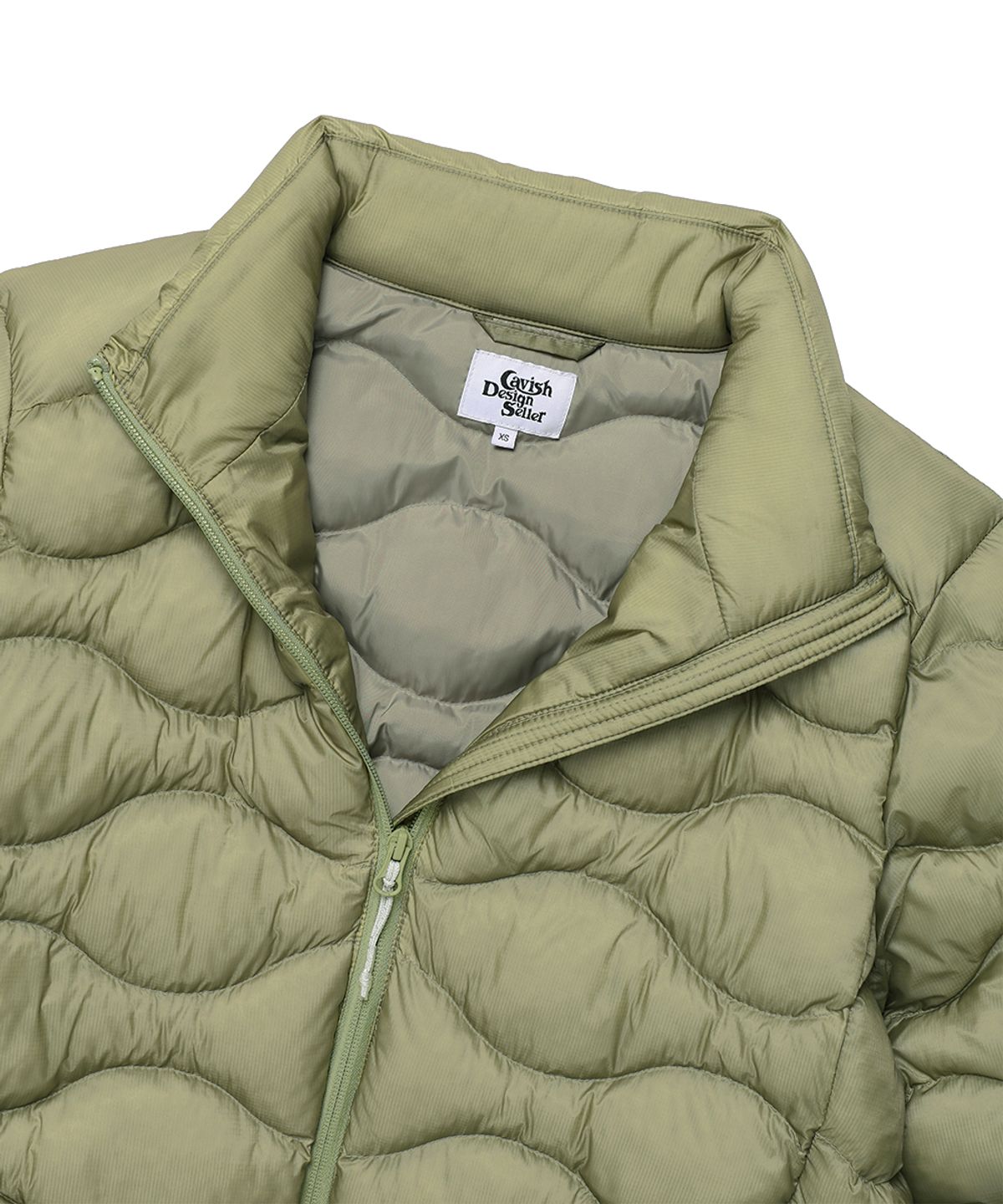 카비시(CAVISH) SOFT AIR HIGH-NECK PADDED JACKET KHAKI(CV2GFUB902A)