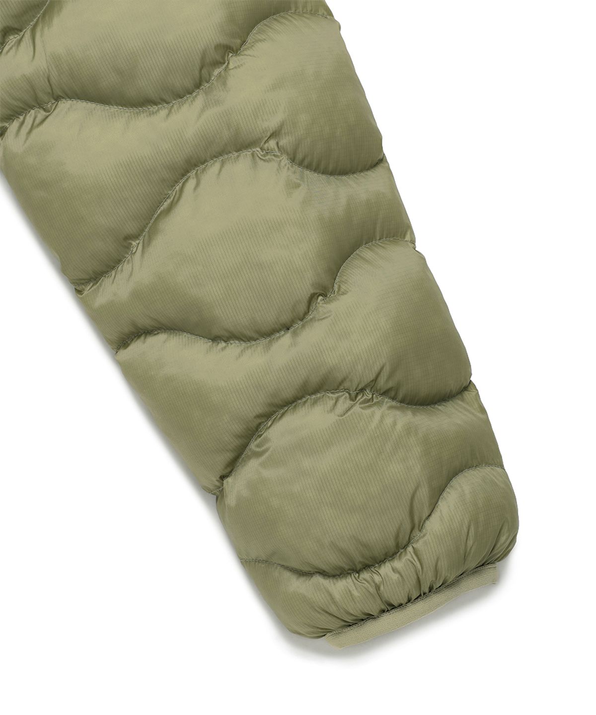 카비시(CAVISH) SOFT AIR HIGH-NECK PADDED JACKET KHAKI(CV2GFUB902A)