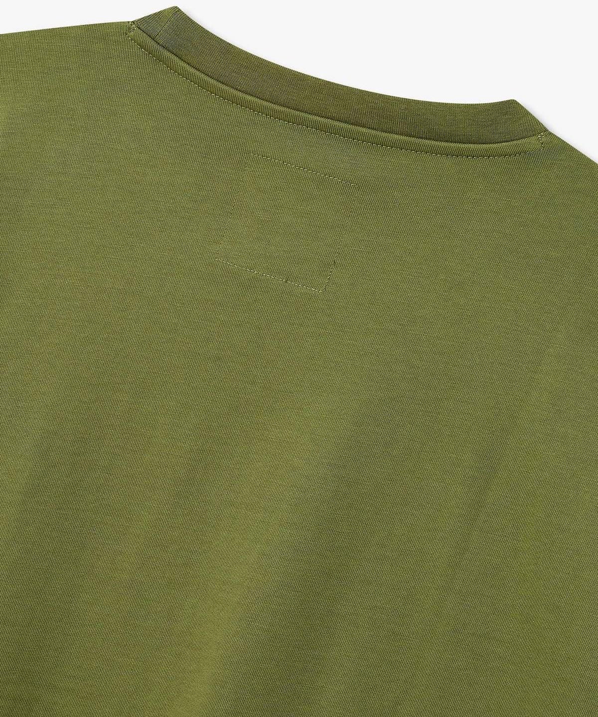 아르마니 익스체인지(ARMANI EXCHANGE) 여성 엠보 AX 로고 티셔츠 _그린_A426130501