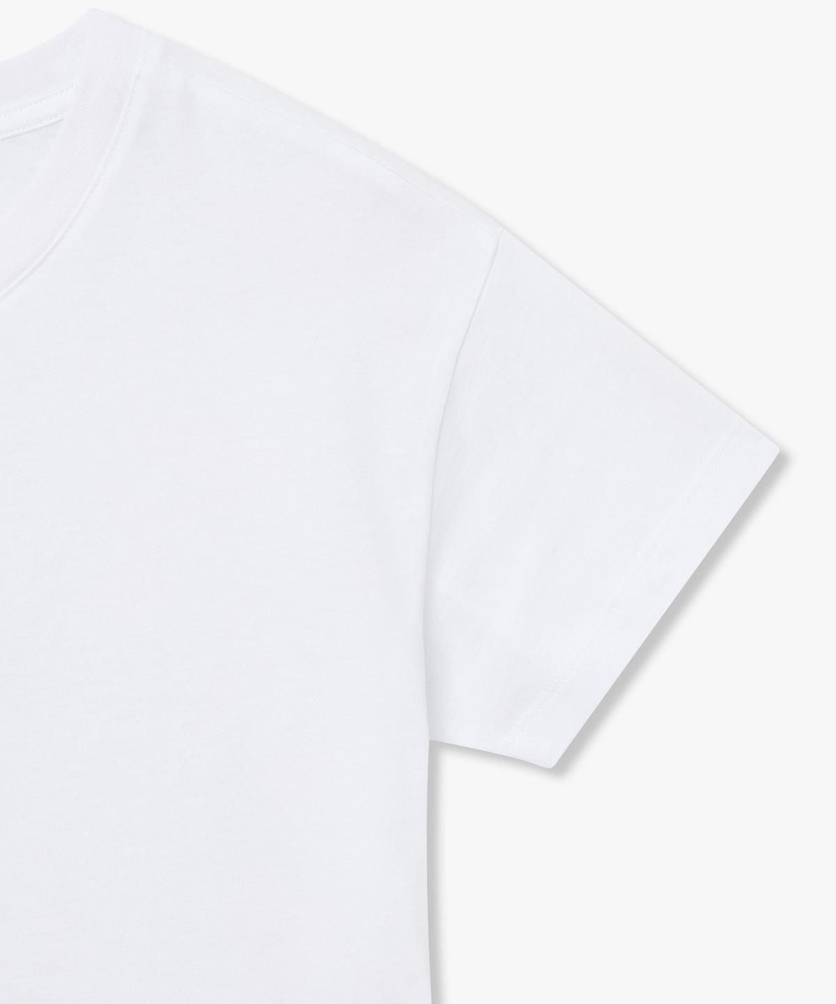 아르마니 익스체인지(ARMANI EXCHANGE) 여성 로고 패치 레귤러 핏 티셔츠 _화이트_A426130525