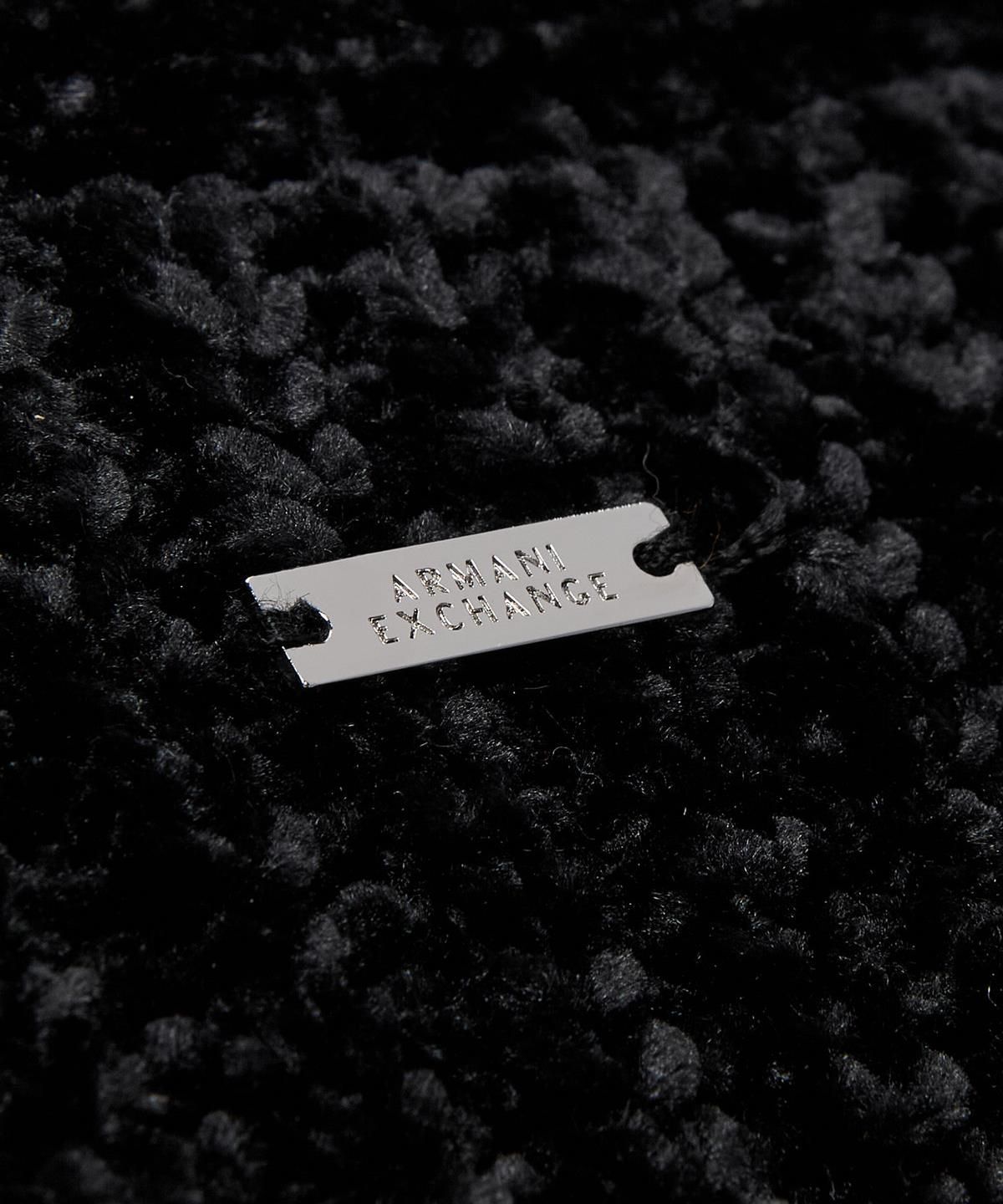아르마니 익스체인지(ARMANI EXCHANGE) 여성 드롭 숄더 크롭 니트 풀오버 _블랙_A425332508