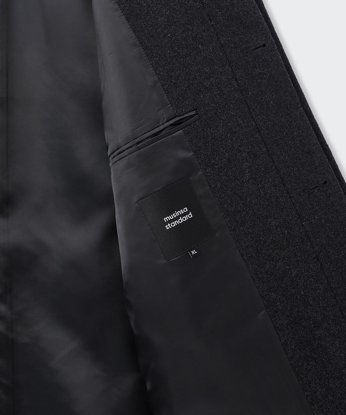 무신사 스탠다드(MUSINSA STANDARD) 울 블렌드 오버사이즈 하프 발마칸 코트 [차콜 그레이]