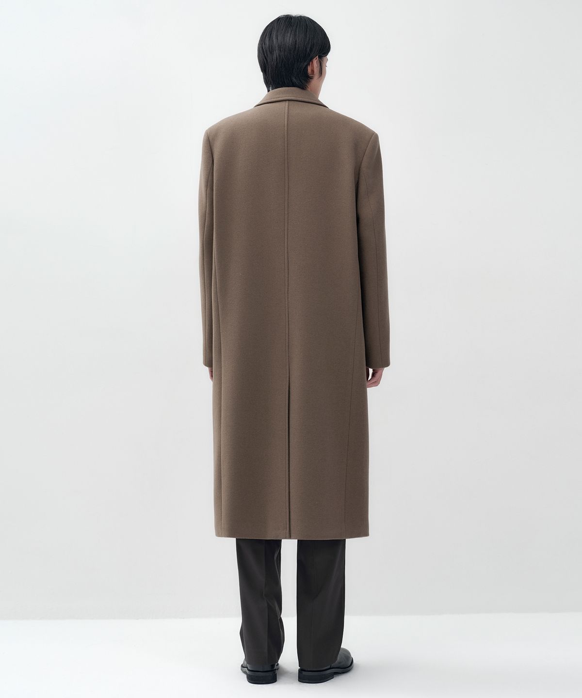 무신사 스탠다드(MUSINSA STANDARD) 캐시미어 블렌드 하이 버튼 대디 숄더 싱글 롱 코트 [라이트 브라운]