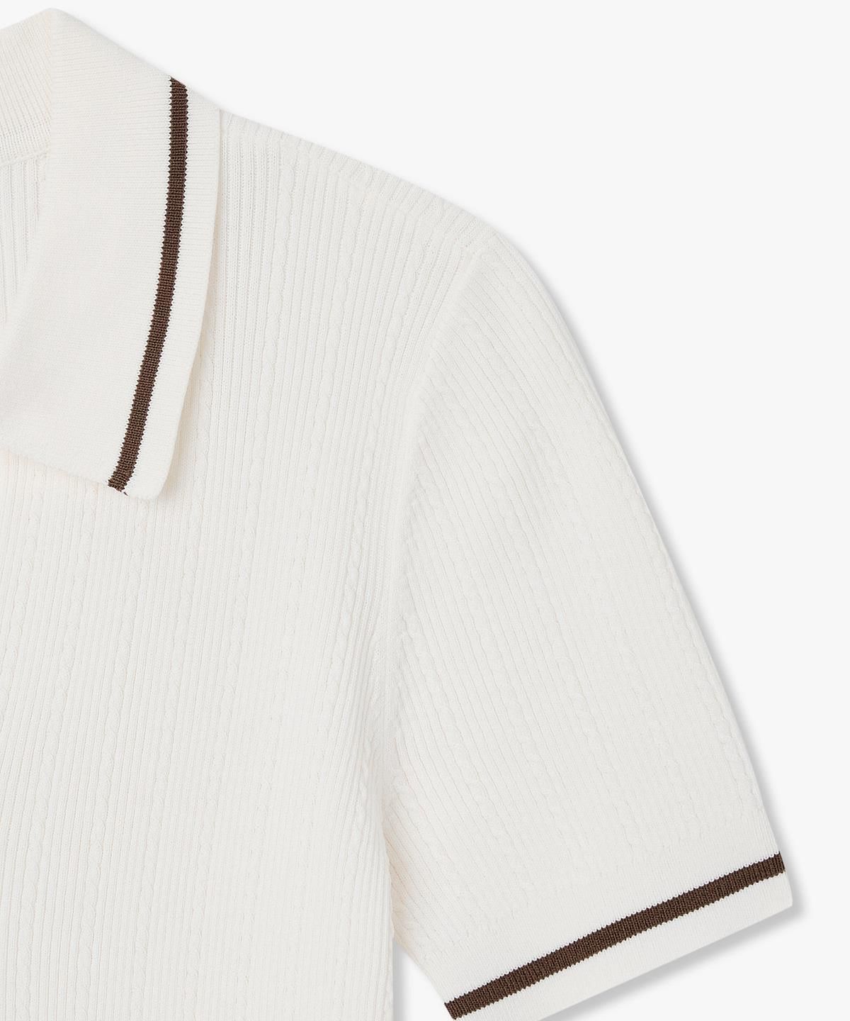 아르마니 익스체인지(ARMANI EXCHANGE) 여성 브이넥 숏 슬리브 폴로 니트 _아이보리_A426132505