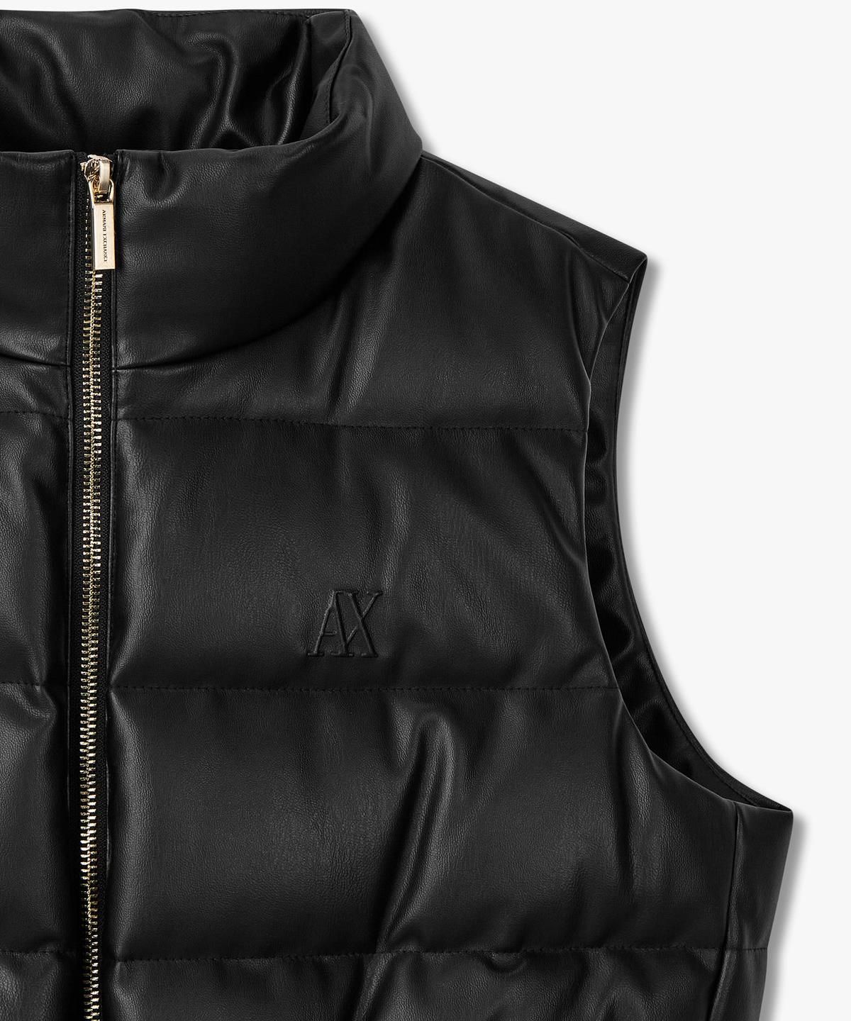 아르마니 익스체인지(ARMANI EXCHANGE) 여성 하이넥 페이크 레더 패딩 베스트 _블랙_A425310509