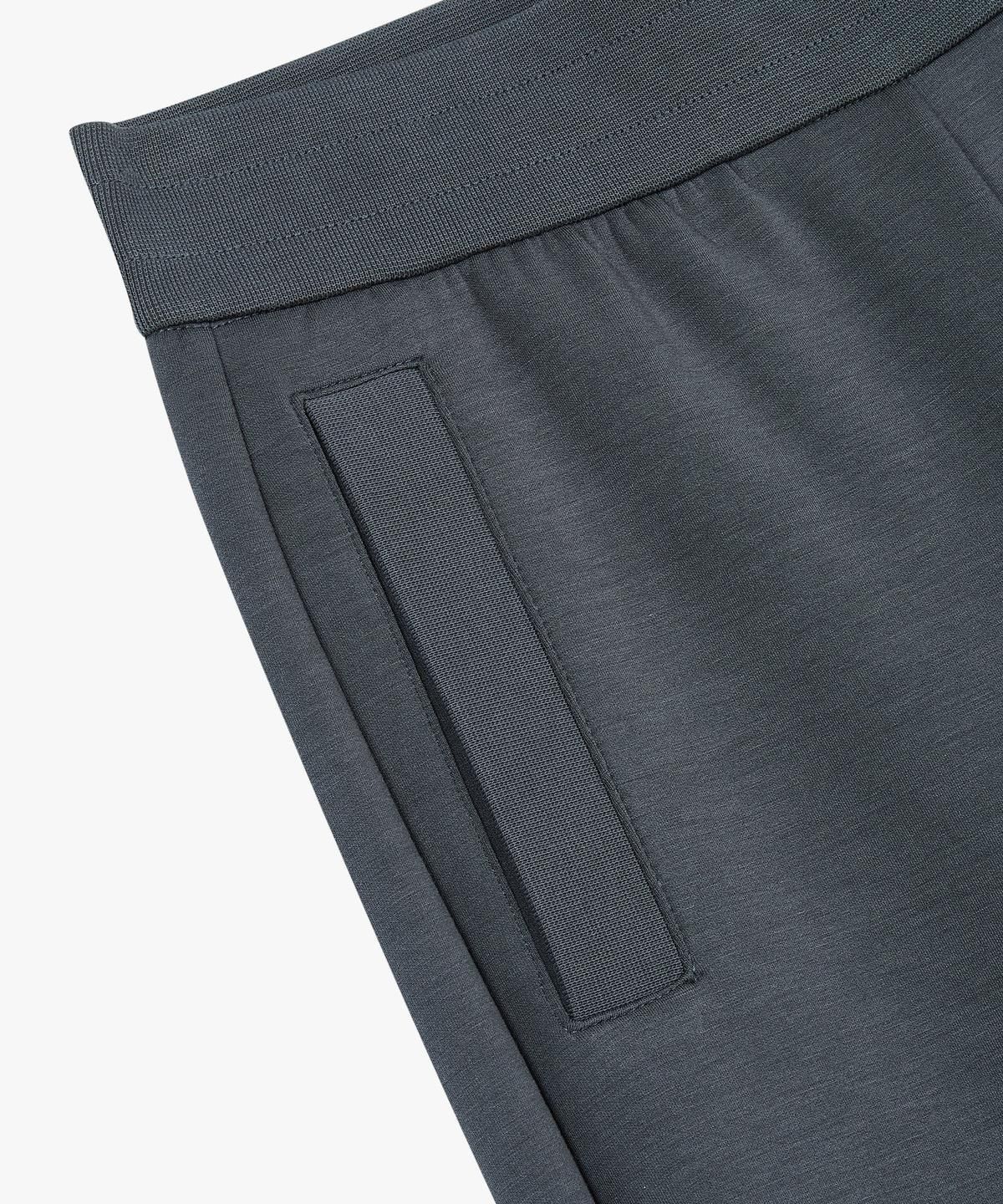 아르마니 익스체인지(ARMANI EXCHANGE) 여성 톤온톤 자수 로고 조거 팬츠 _스틸그레이_A425341507