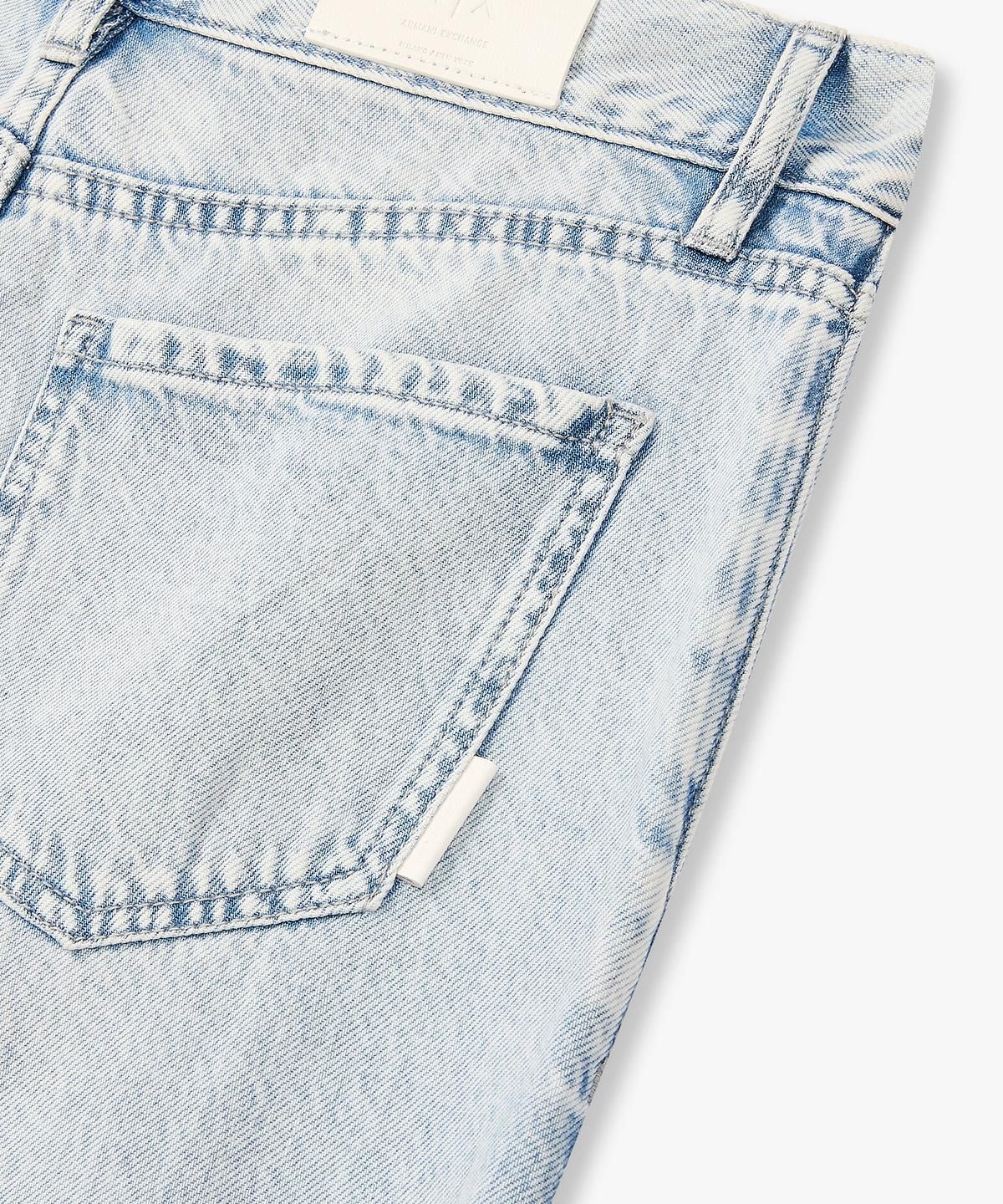 아르마니 익스체인지(ARMANI EXCHANGE) 여성 원 턱 플리츠 슈퍼 와이드 팬츠 _라이트 블루_A426140507