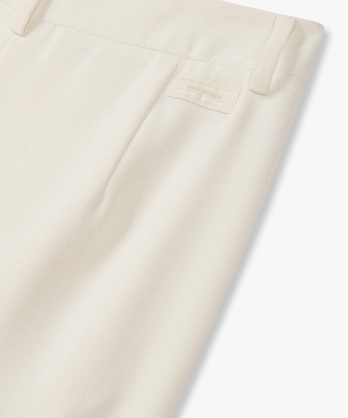 아르마니 익스체인지(ARMANI EXCHANGE) 여성 원 턱 플리츠 와이드 팬츠 _아이보리_A426141504