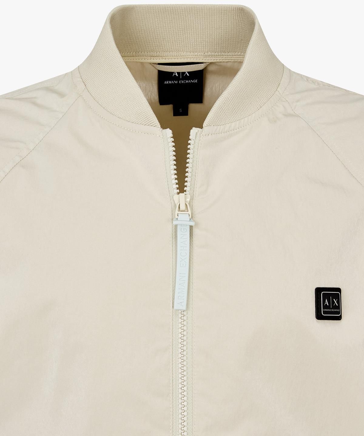 아르마니 익스체인지(ARMANI EXCHANGE) 여성 로고 패치 래글런 블루종 _라이트 베이지_A425110503