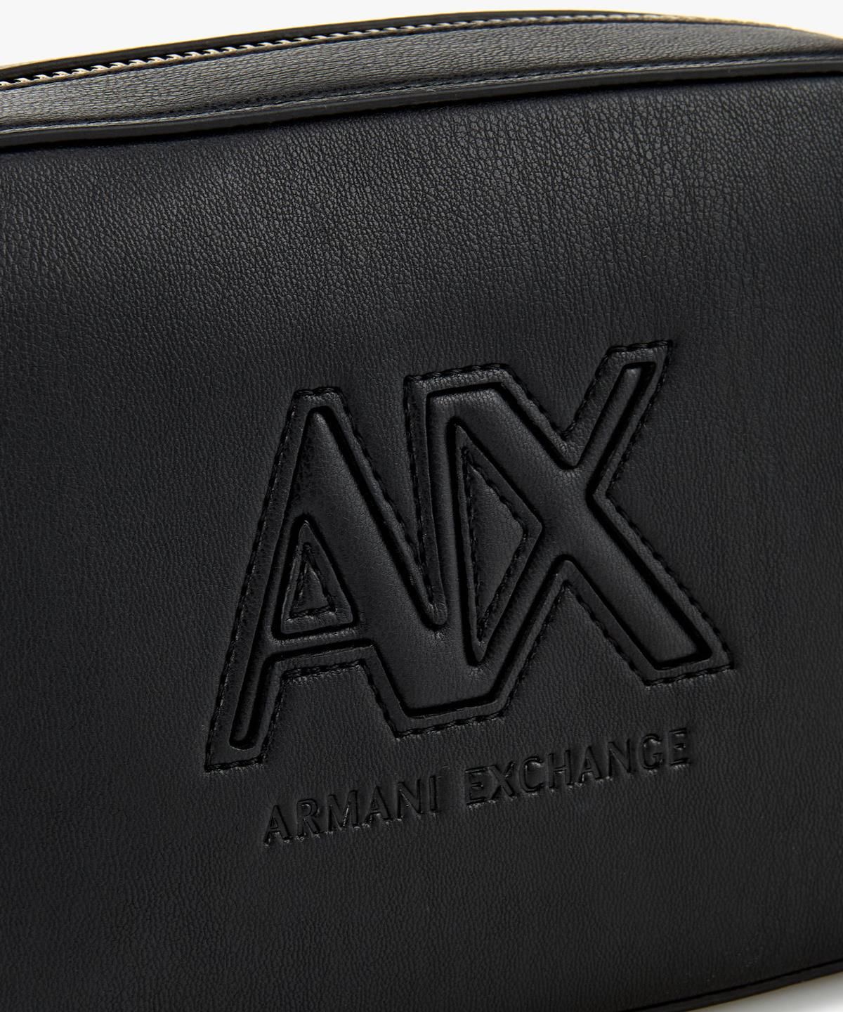 아르마니 익스체인지(ARMANI EXCHANGE) 여성 스티치 로고 카메라 백 _블랙_A425370508