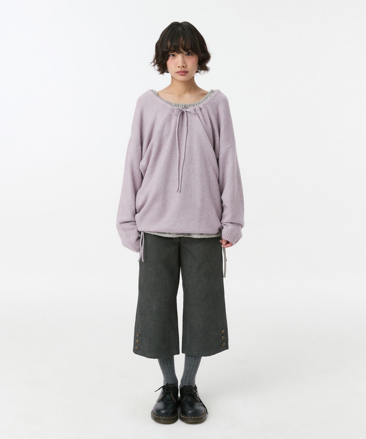 오헤시오(OHESHIO) VINTAGE DOT BUTTON CAPRI PANTS, CHARCOAL