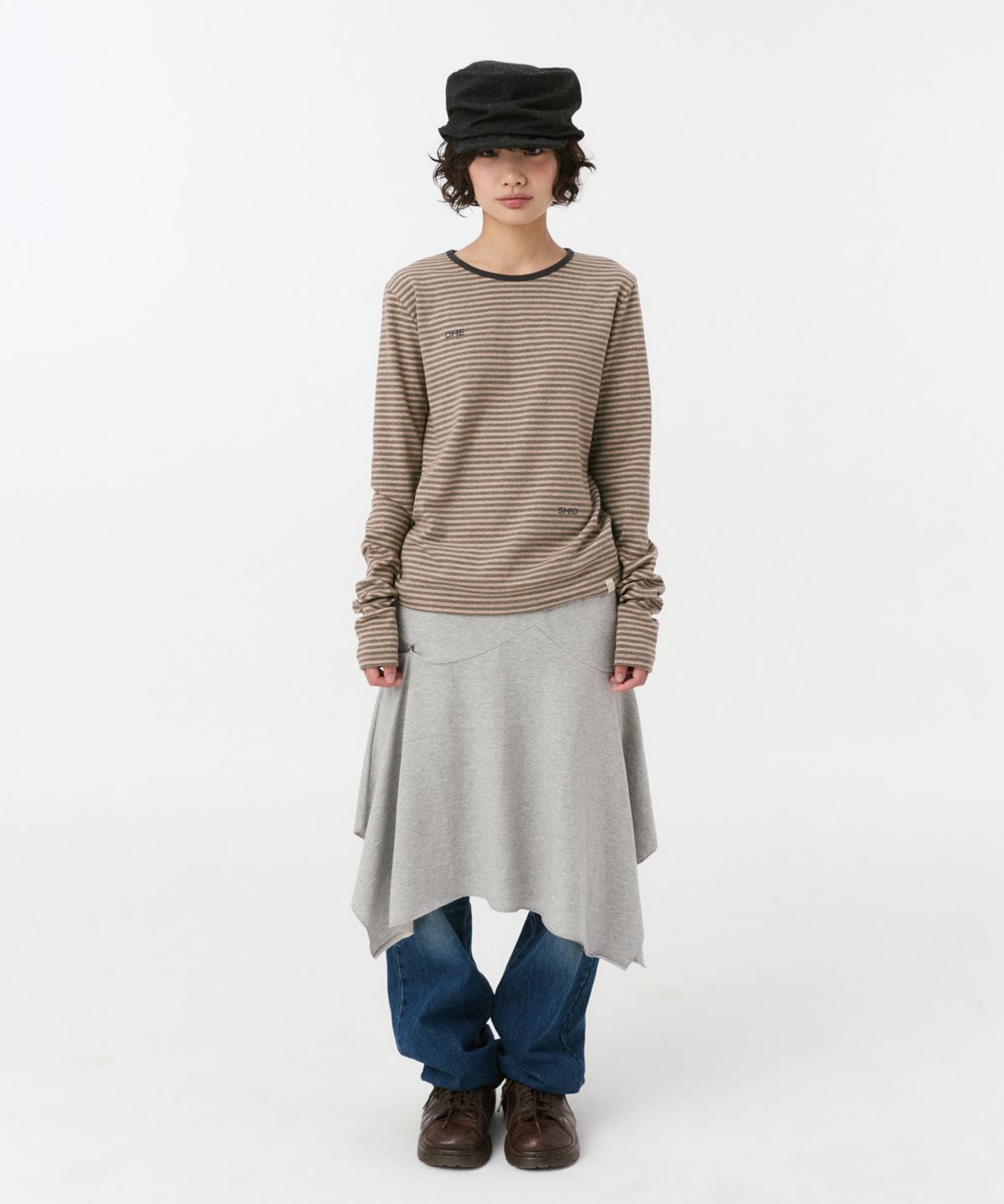 오헤시오(OHESHIO) LETTERING LOGO LONG SLEEVE, BROWN