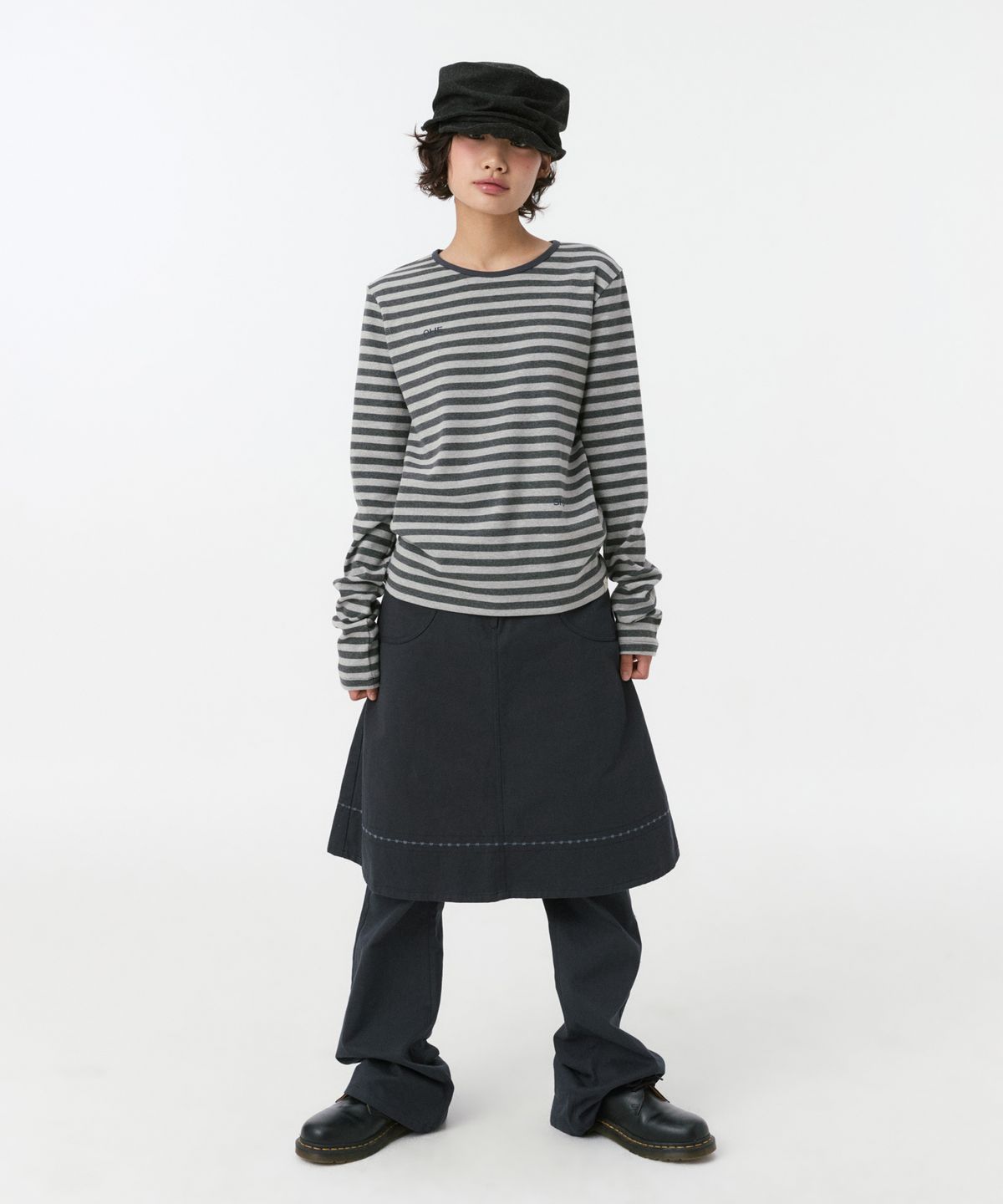 오헤시오(OHESHIO) LETTERING LOGO LONG SLEEVE, CHARCOAL