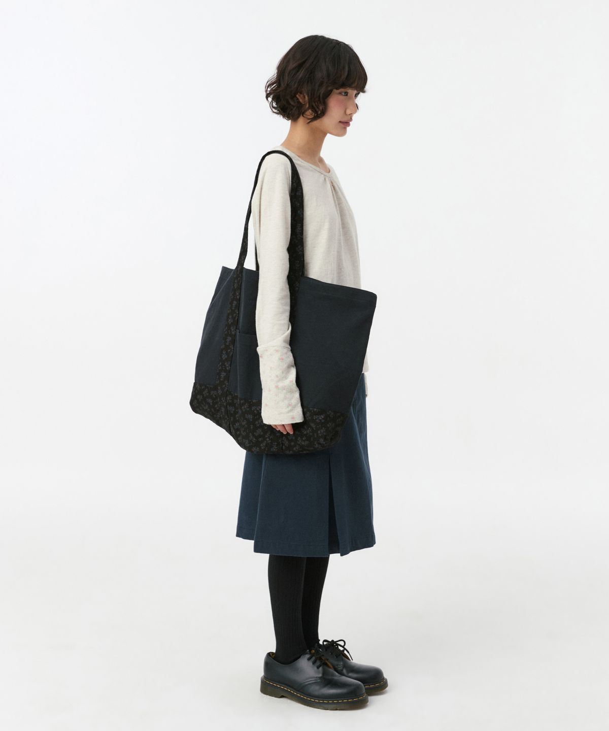 오헤시오(OHESHIO) SHIRRING COLOR BLOCK LONG SLEEVE, FLORAL OATMEAL