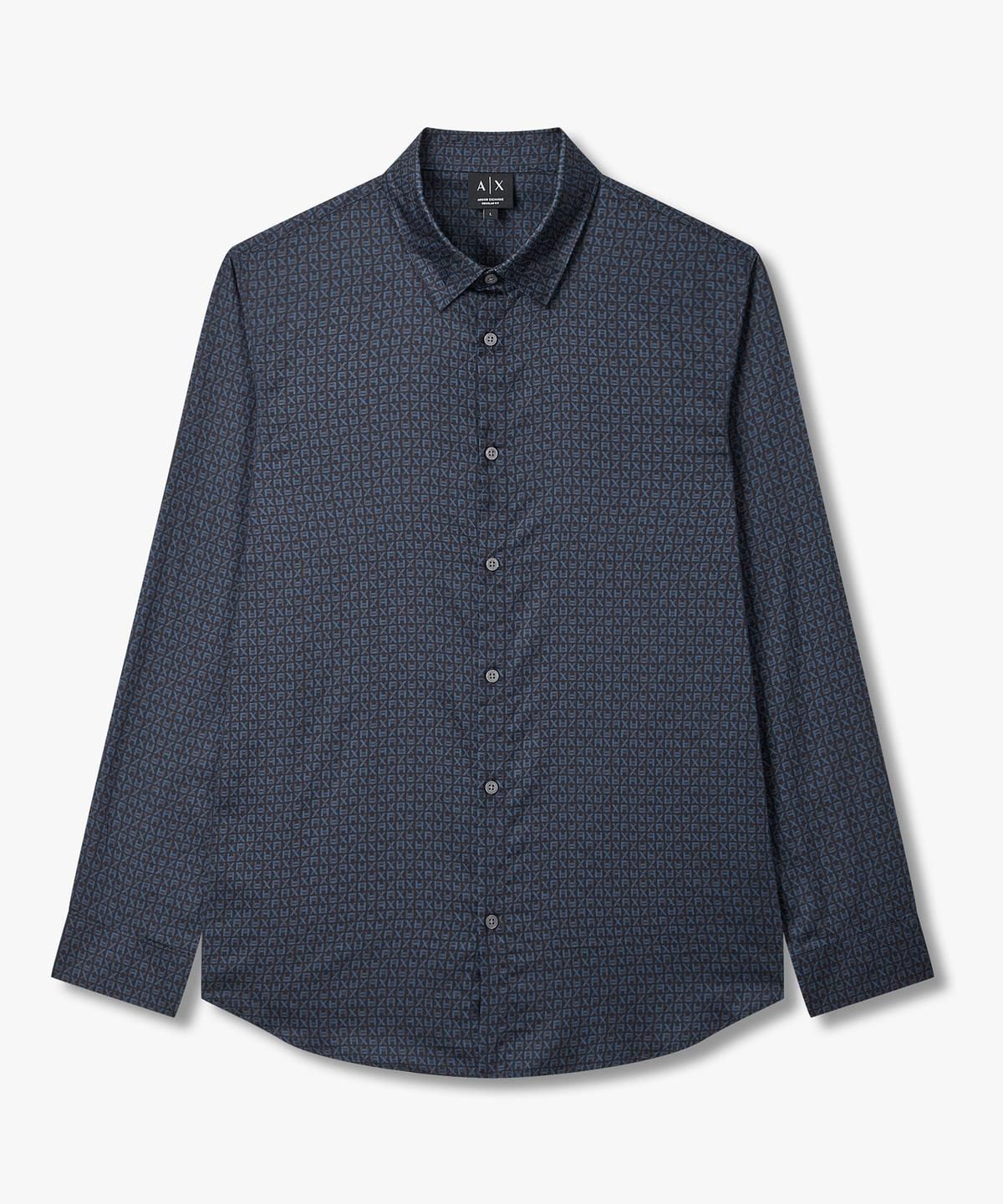 아르마니 익스체인지(ARMANI EXCHANGE) 남성 로고 패턴 레귤러 핏 셔츠 _블루_A416120001