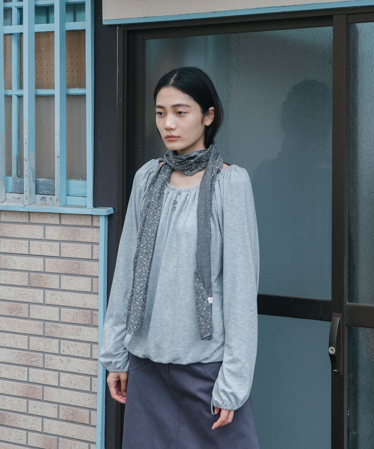 오헤시오(OHESHIO) STRING BOAT NECK JERSEY BLOUSE, GRAY