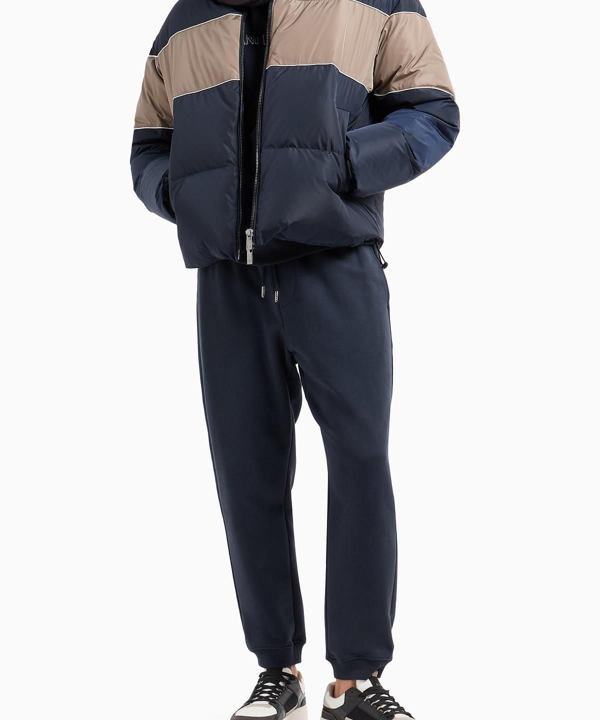 아르마니 익스체인지(ARMANI EXCHANGE) 남성 로고 그래픽 크루넥 맨투맨 _네이비_A414331009