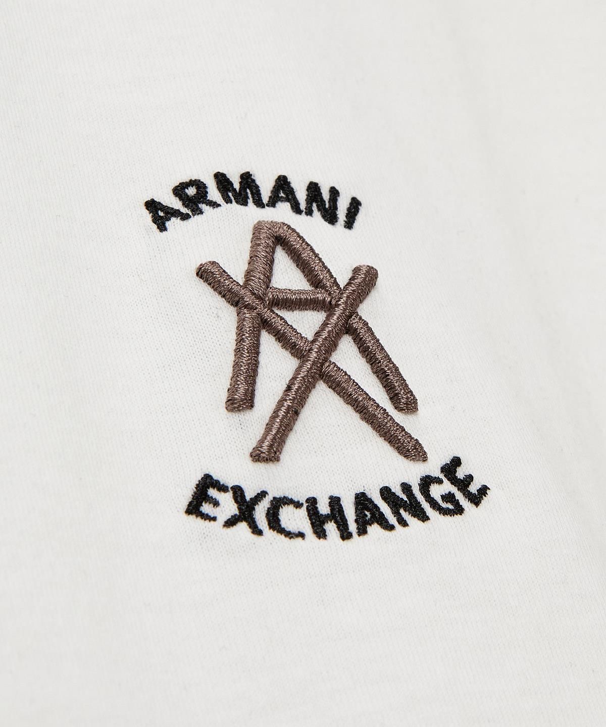 아르마니 익스체인지(ARMANI EXCHANGE) 남성 사이드 슬릿 로고 폴로 셔츠 _오프 화이트_A416131013