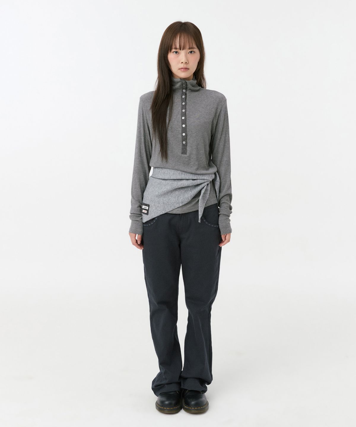 오헤시오(OHESHIO) BUTTON SLIM LONG SLEEVE, CHARCOAL