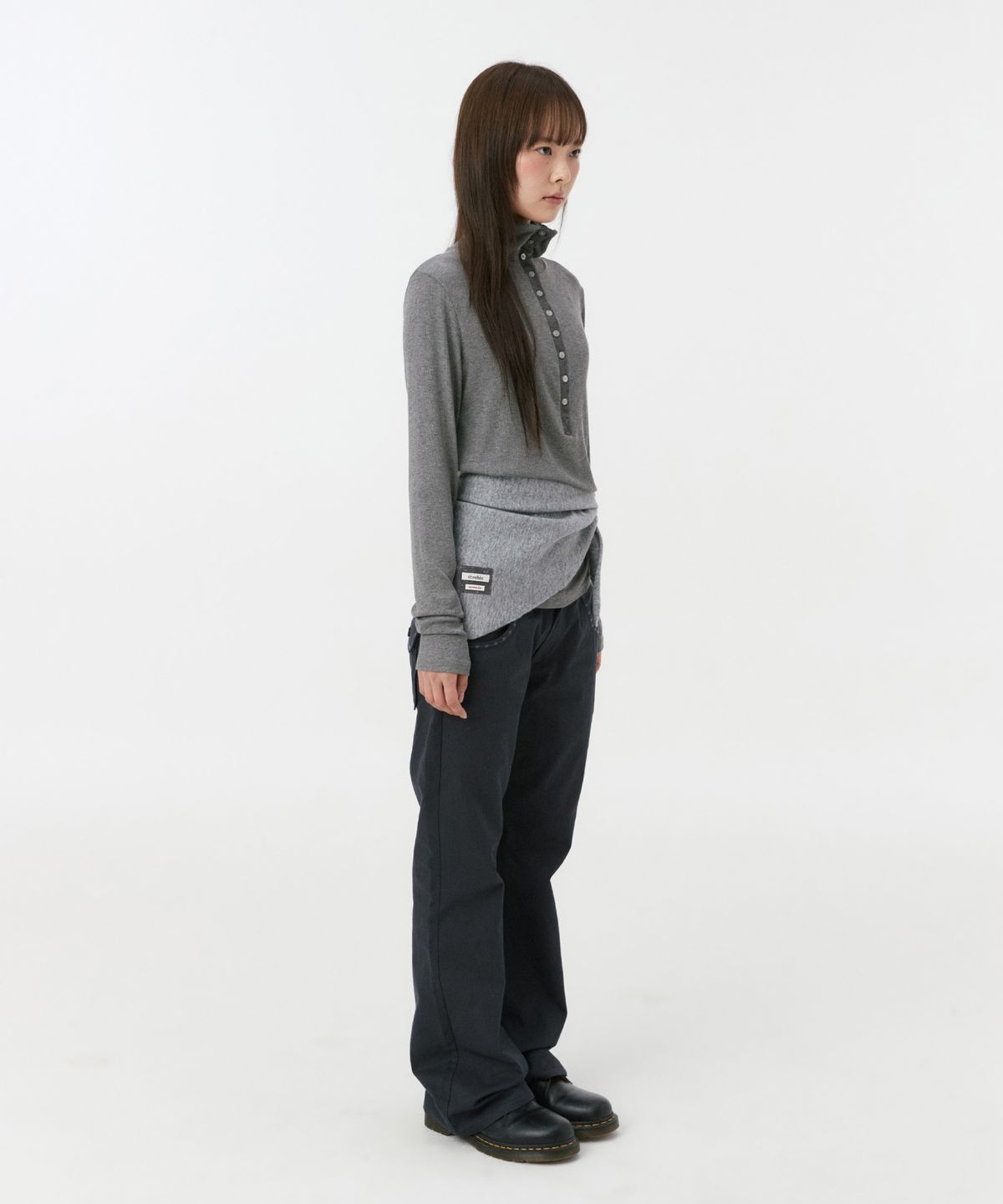 오헤시오(OHESHIO) BUTTON SLIM LONG SLEEVE, CHARCOAL