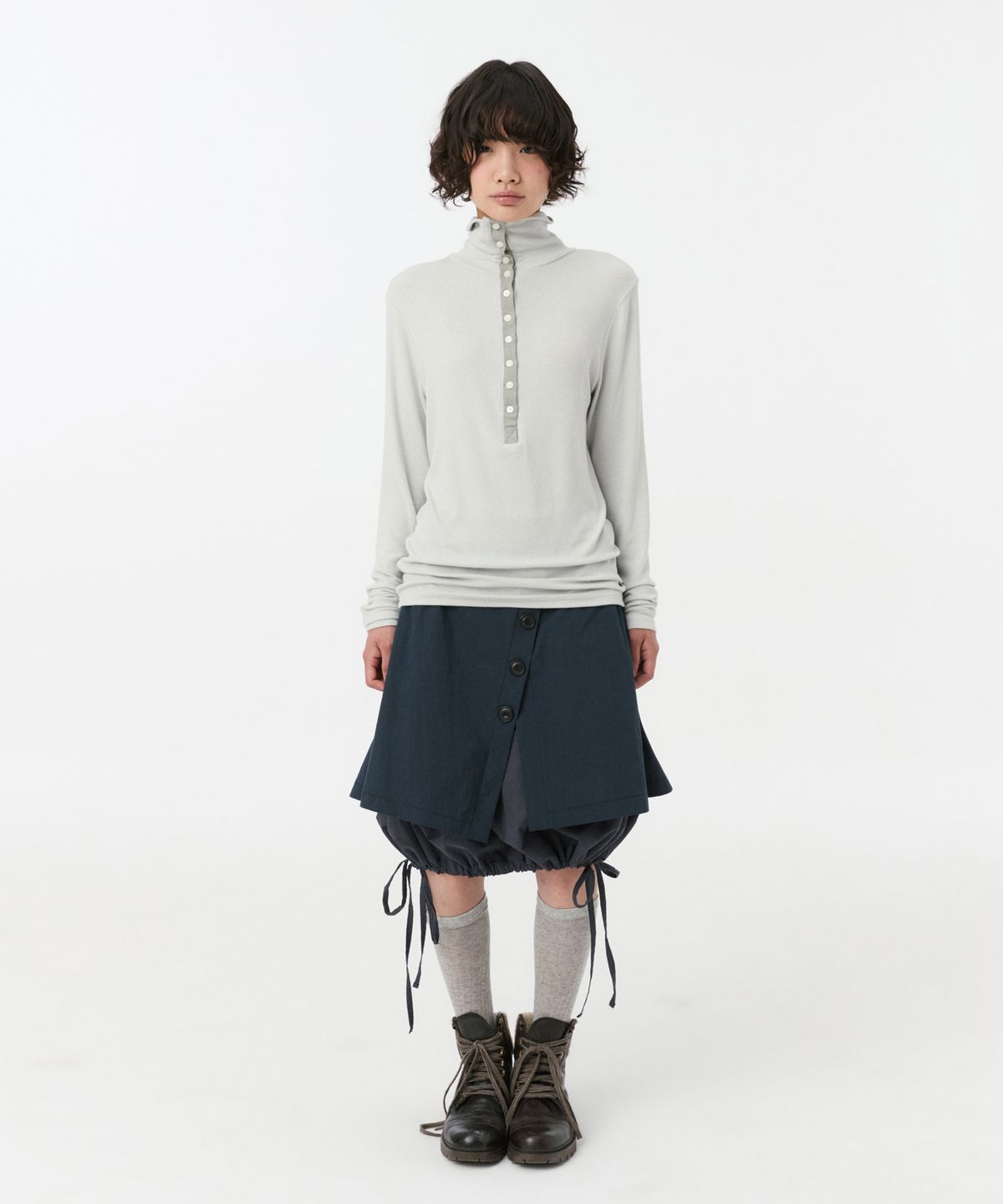 오헤시오(OHESHIO) BUTTON SLIM LONG SLEEVE, LIGHT GRAY