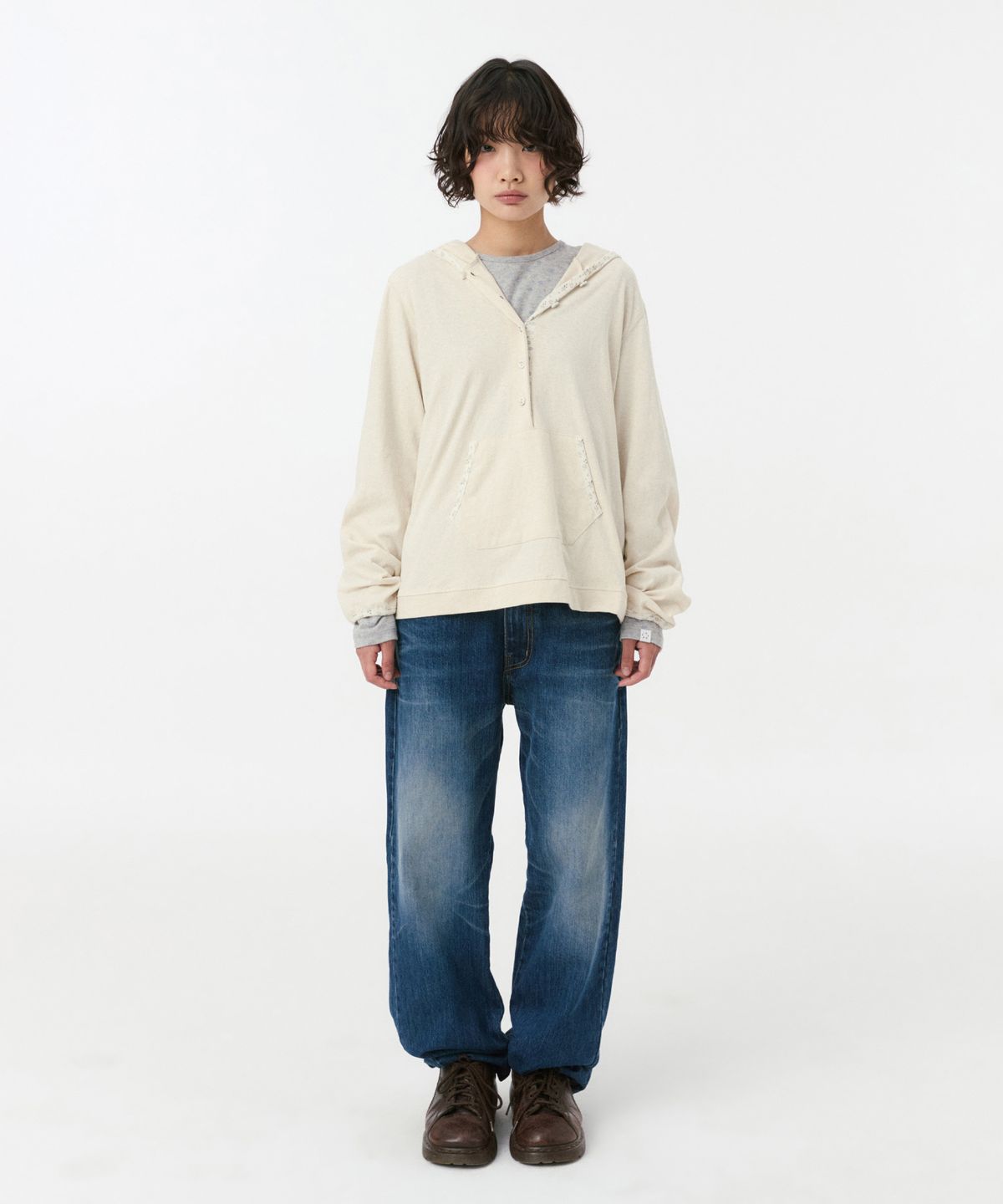 오헤시오(OHESHIO) FLORAL BUTTON HOODED LONG SLEEVE, IVORY