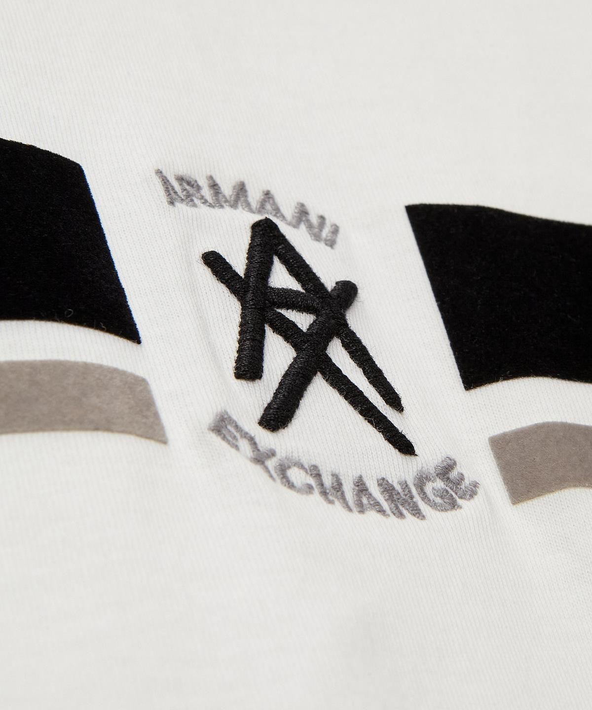 아르마니 익스체인지(ARMANI EXCHANGE) 남성 프론트 스트라이프 티셔츠 _오프 화이트_A416130004