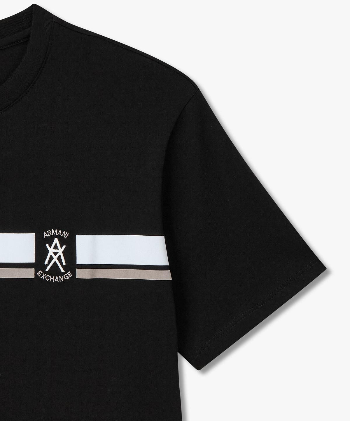 아르마니 익스체인지(ARMANI EXCHANGE) 남성 프론트 스트라이프 티셔츠 _블랙_A416130005