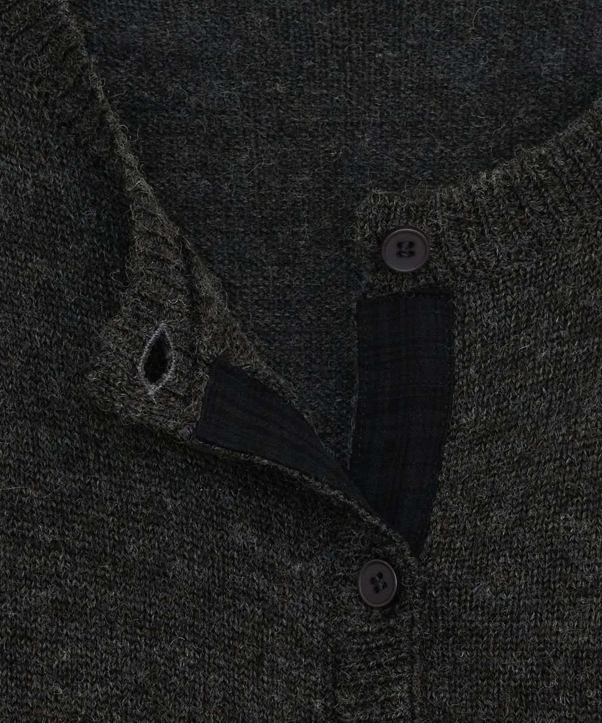 오헤시오(OHESHIO) COLOR BLOCK POCKET KNIT CARDIGAN, CHARCOAL