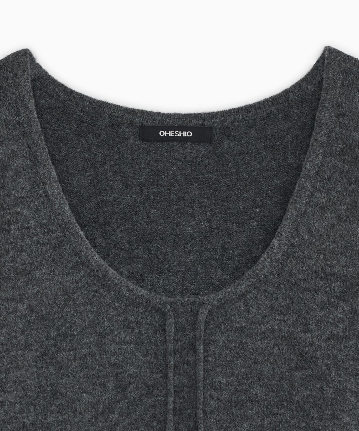 오헤시오(OHESHIO) SOFT ALPACA LAYERED U-NECK KNIT, CHARCOAL