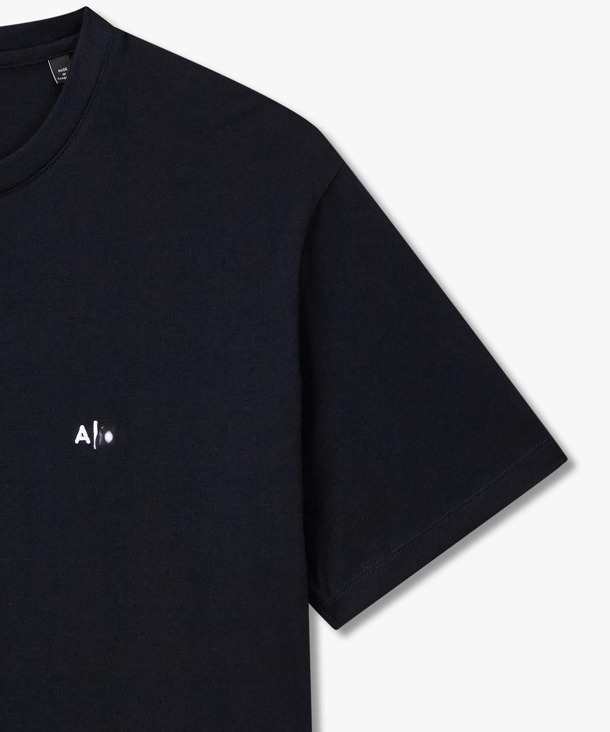 아르마니 익스체인지(ARMANI EXCHANGE) 남성 미니 로고 자수 티셔츠 _다크 네이비_A416130905