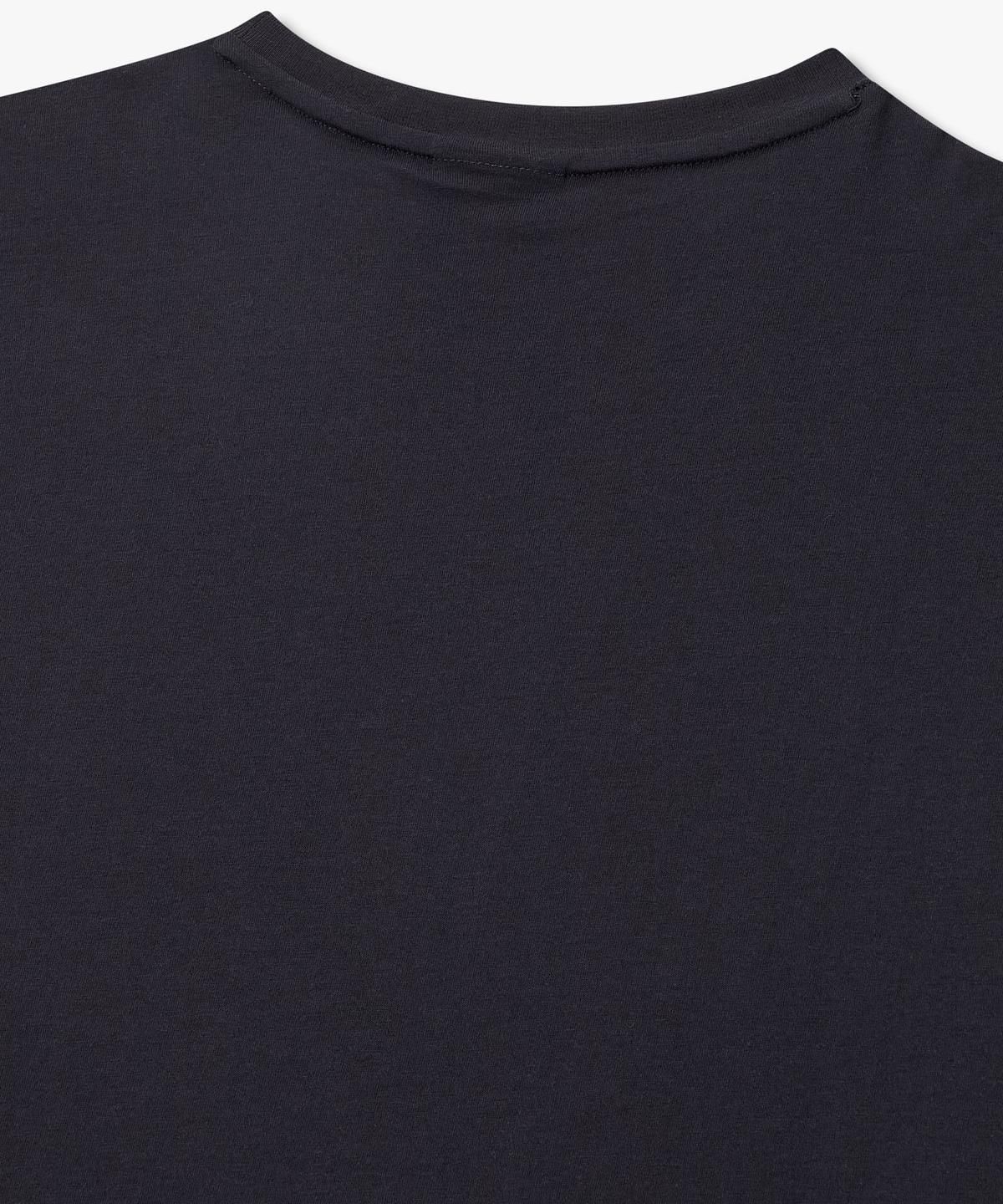 아르마니 익스체인지(ARMANI EXCHANGE) 남성 웨빙 로고 패치 크루넥 티셔츠 _다크 네이비_A416130011