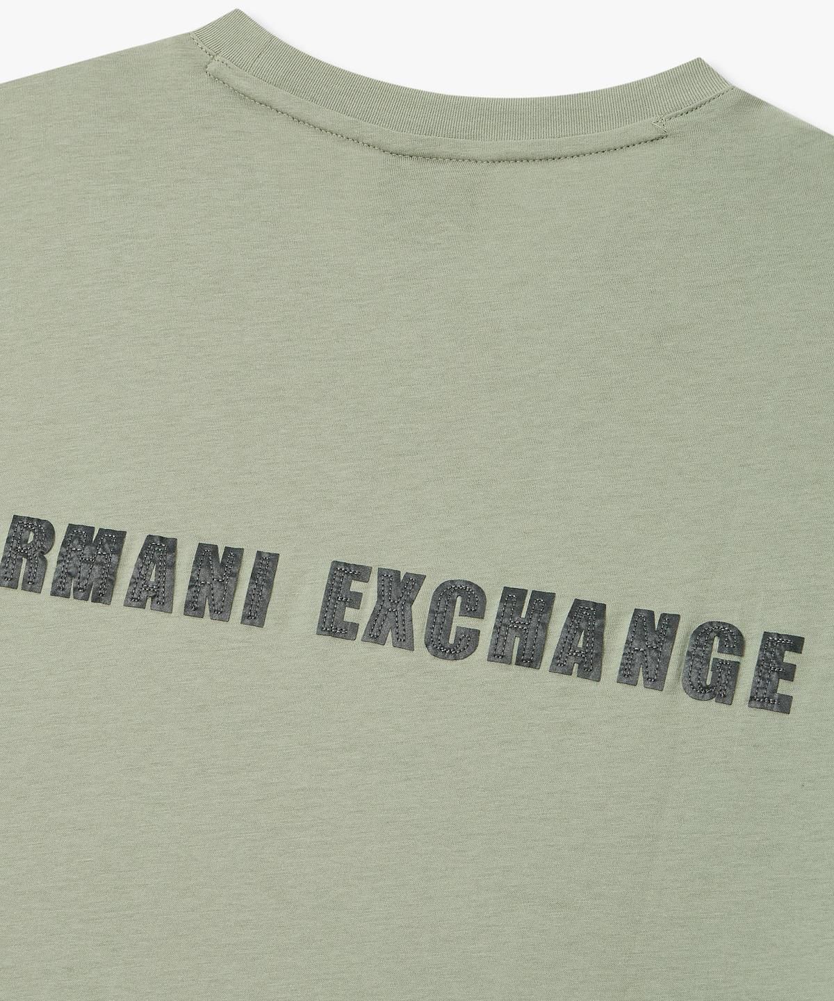 아르마니 익스체인지(ARMANI EXCHANGE) 남성 스티치 로고 패치 코튼 티셔츠 _그린_A416130016