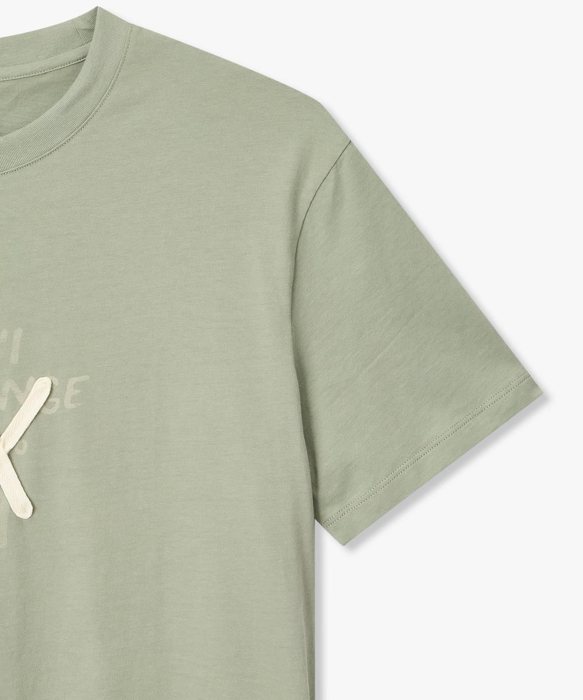 아르마니 익스체인지(ARMANI EXCHANGE) 남성 헤링본 웨빙 로고 디테일 티셔츠 _그린_A416130015