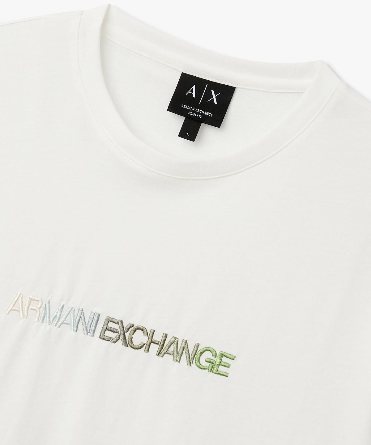 아르마니 익스체인지(ARMANI EXCHANGE) 남성 그라데이션 로고 자수 티셔츠 _오프 화이트_A416130027