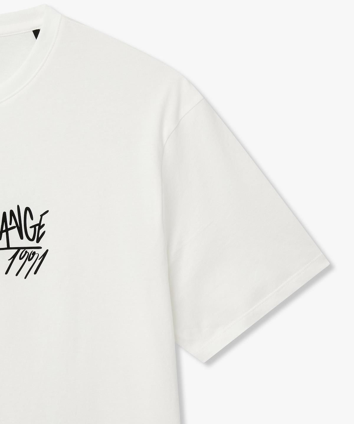 아르마니 익스체인지(ARMANI EXCHANGE) 남성 스크립트 로고 티셔츠 _오프 화이트_A416130908