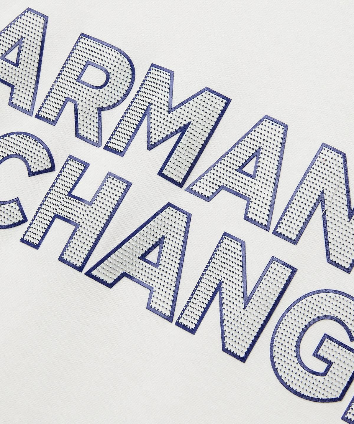 아르마니 익스체인지(ARMANI EXCHANGE) 남성 브러시 로고 패치 티셔츠 _오프 화이트_A416130008