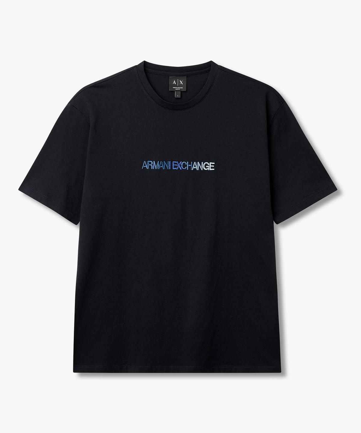 아르마니 익스체인지(ARMANI EXCHANGE) 남성 그라데이션 로고 자수 티셔츠 _다크 네이비_A416130028