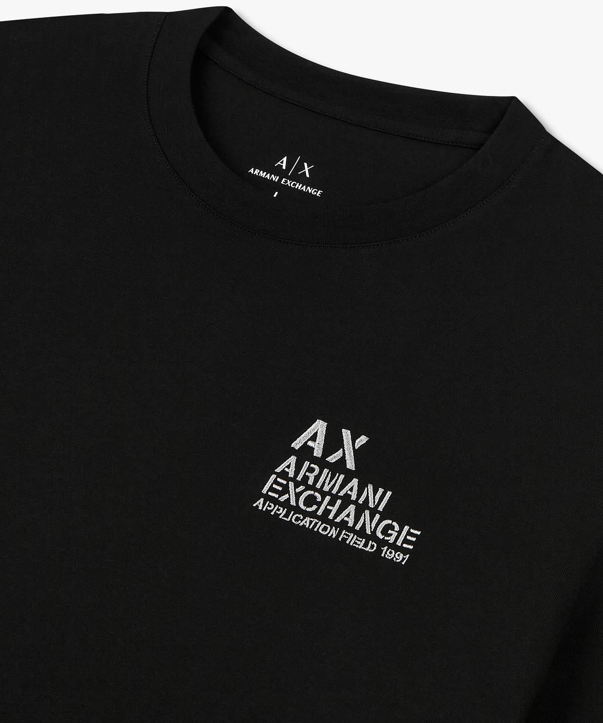 아르마니 익스체인지(ARMANI EXCHANGE) 남성 로고 엠브로이더리 티셔츠 _블랙_A415130040