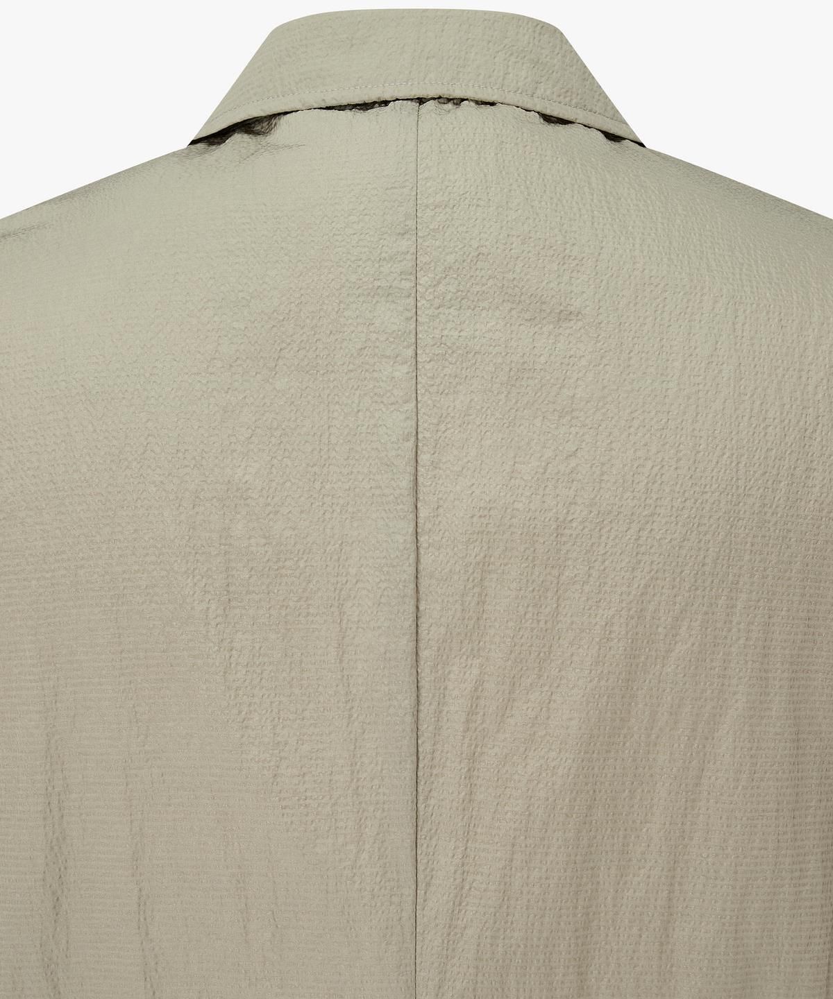 아르마니 익스체인지(ARMANI EXCHANGE) 남성 스냅 버튼 시어서커 블레이저 _카키 베이지_A415110015