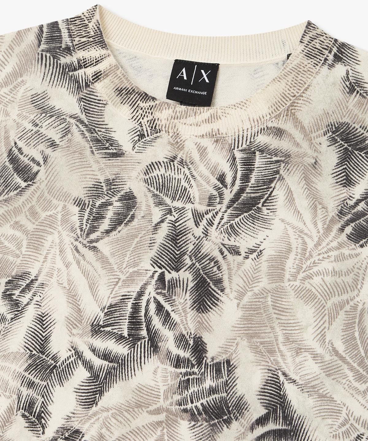 아르마니 익스체인지(ARMANI EXCHANGE) 남성 올오버 리프 프린트 니트 풀오버 _크림_A416132011
