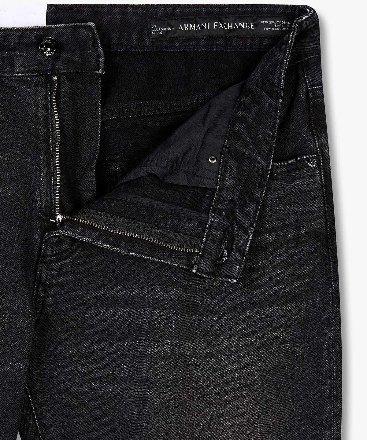 아르마니 익스체인지(ARMANI EXCHANGE) 남성 로고 패치 컴포트 슬림 진 _블랙_A416140001