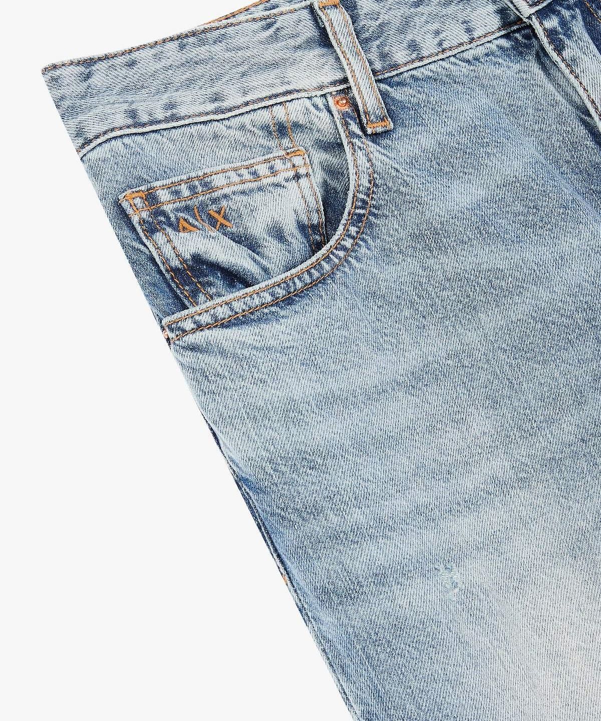 아르마니 익스체인지(ARMANI EXCHANGE) 남성 백 로고 패치 스트레이트 진 _블루_A416140004