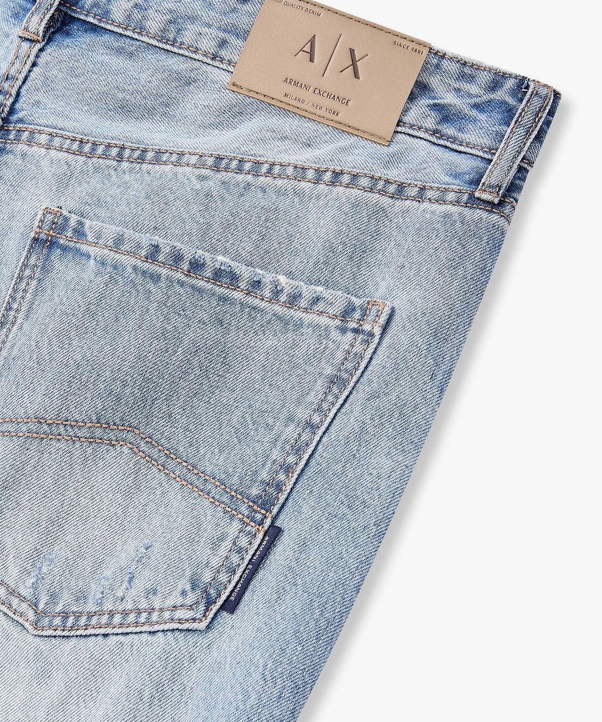 아르마니 익스체인지(ARMANI EXCHANGE) 남성 디스트로이드 디테일 데님 팬츠 _블루_A416140011