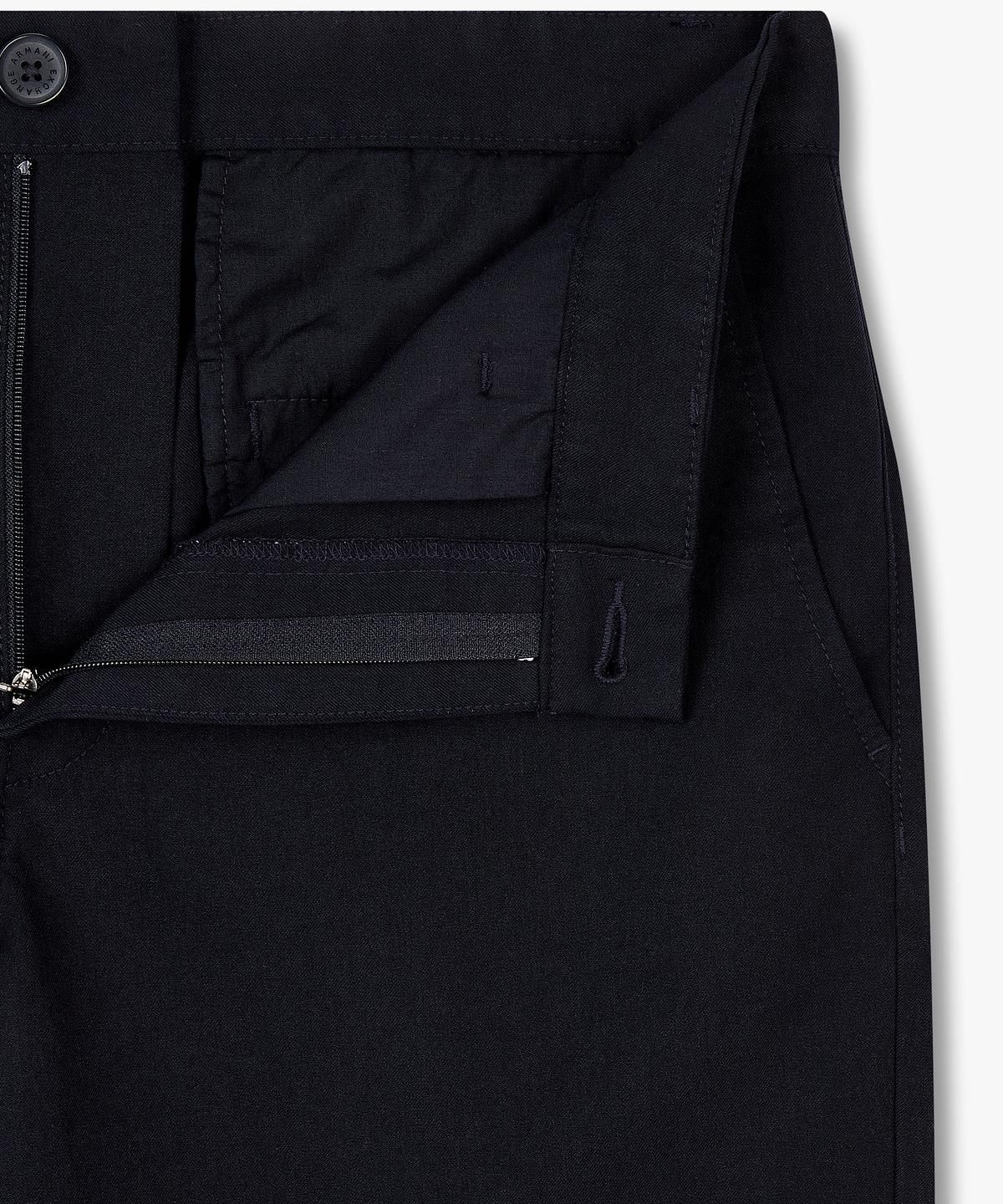 아르마니 익스체인지(ARMANI EXCHANGE) 남성 레이온 블렌드 스트레치 쇼츠 _네이비_A416142013