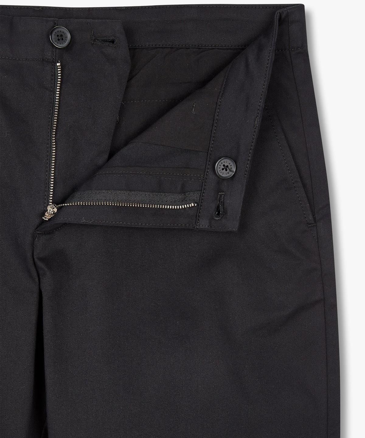 아르마니 익스체인지(ARMANI EXCHANGE) 남성 백 메탈 로고 스트레치 코튼 팬츠 _블랙_A414342002