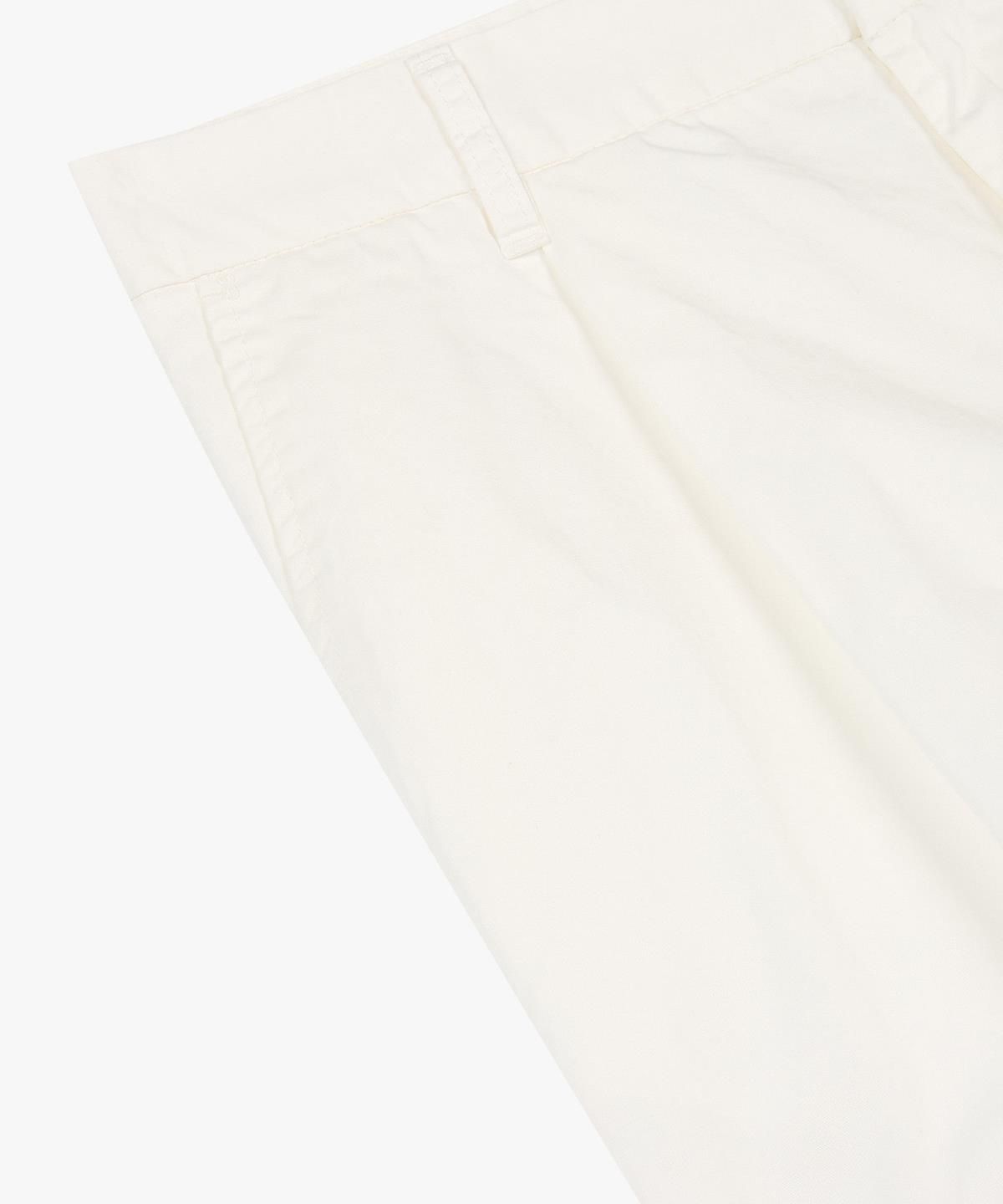아르마니 익스체인지(ARMANI EXCHANGE) 남성 원 턱 플리티드 치노 팬츠 _오프 화이트_A416142006