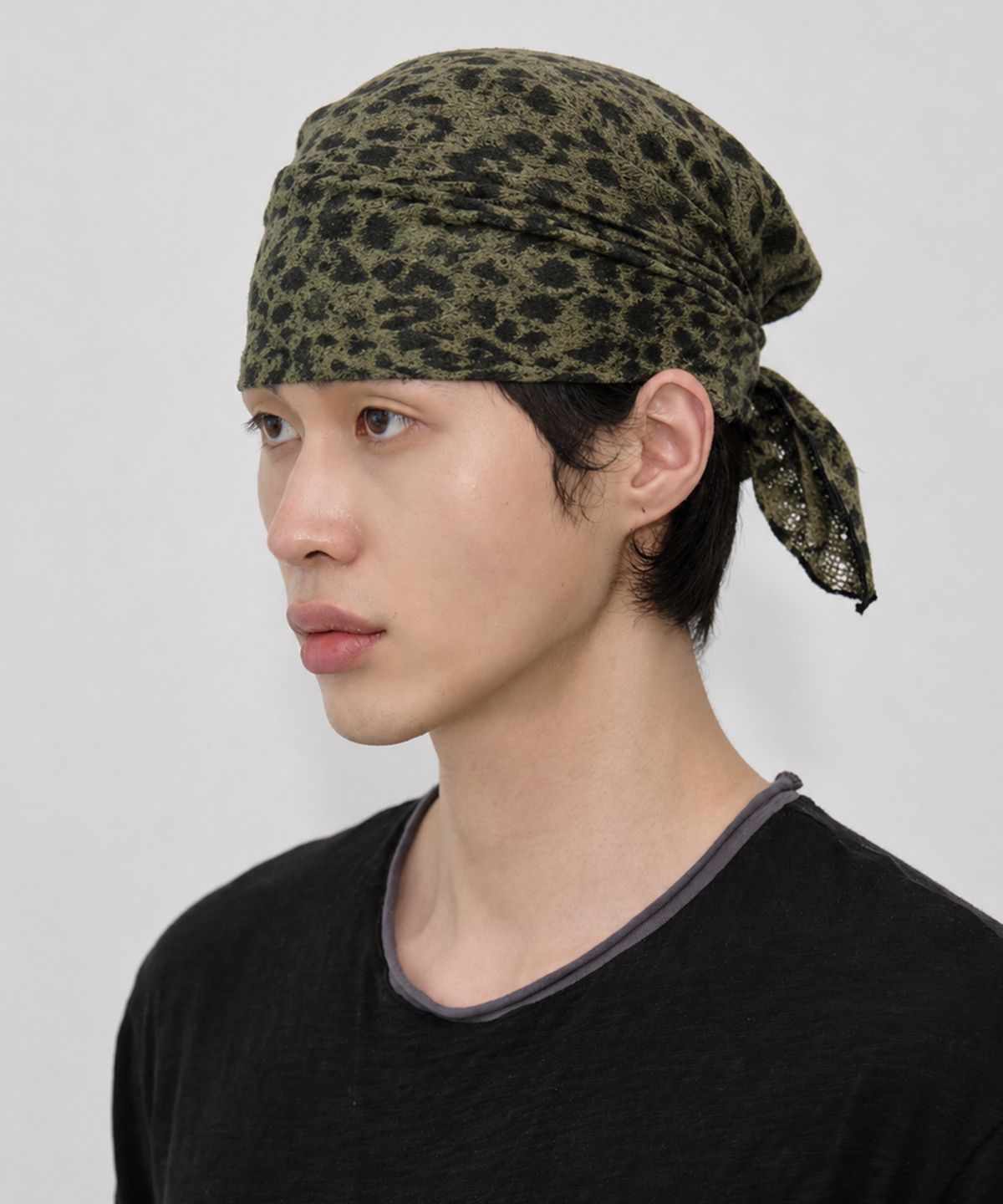레킴(LEKIM) 레오파드 반다나 스카프 (카키)