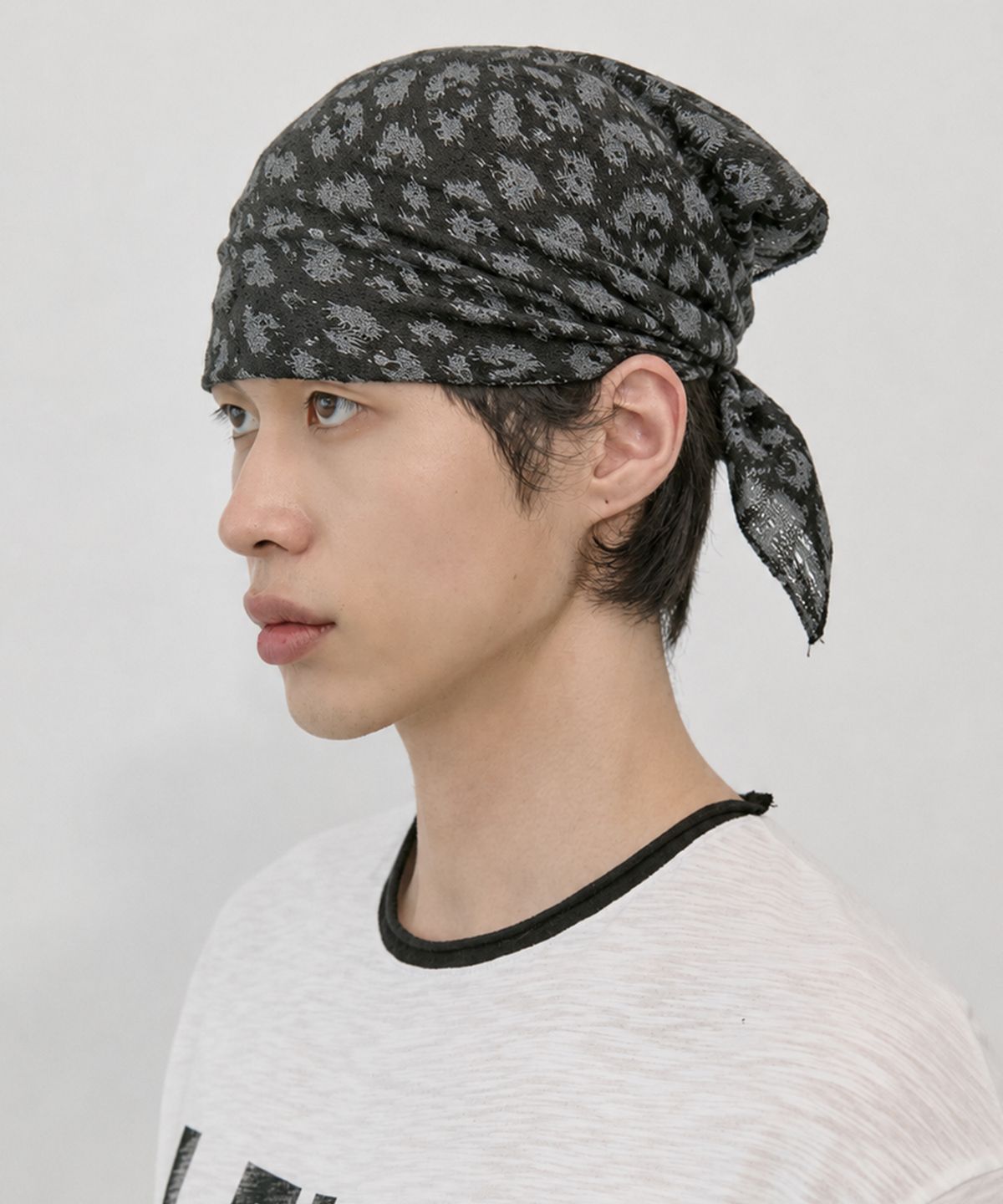 레킴(LEKIM) 레오파드 반다나 스카프 (블랙)